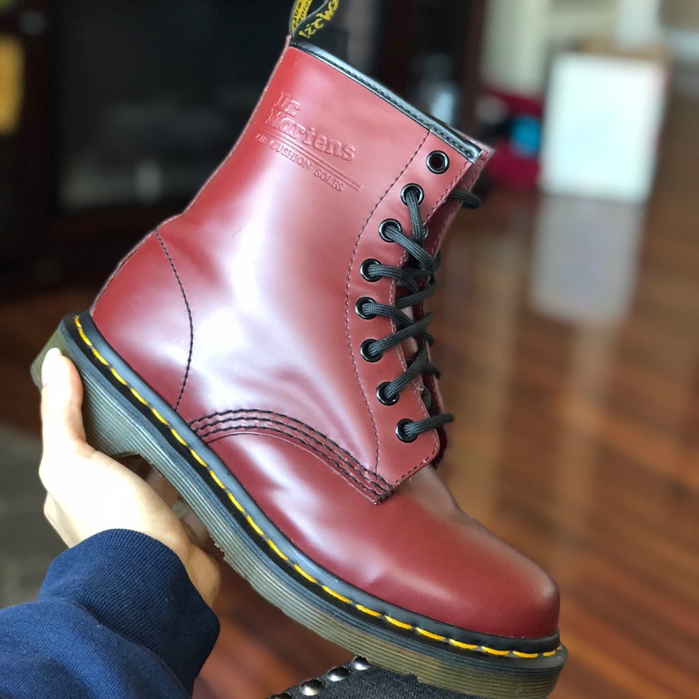 Dr. Marten cherry boot